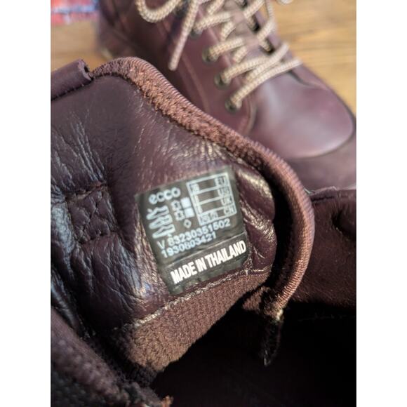 ECCO Leather Exostrike Boots Women's size 8 - Picture 5 of 6